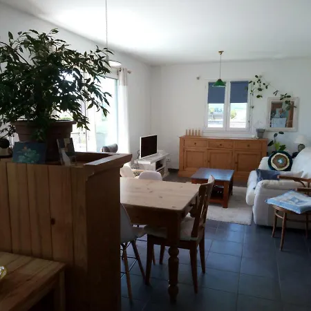 Cosy, Lumineux Et Calme Apartamento *