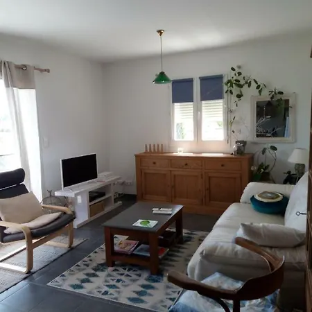 Cosy, Lumineux Et Calme Saint-Quentin-la-Poterie